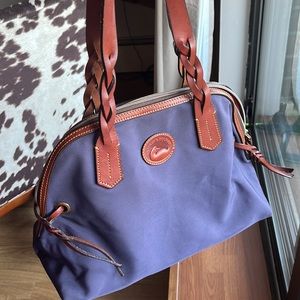 Dooney & Bourke NYLON LARGE DOMED SATCHEL